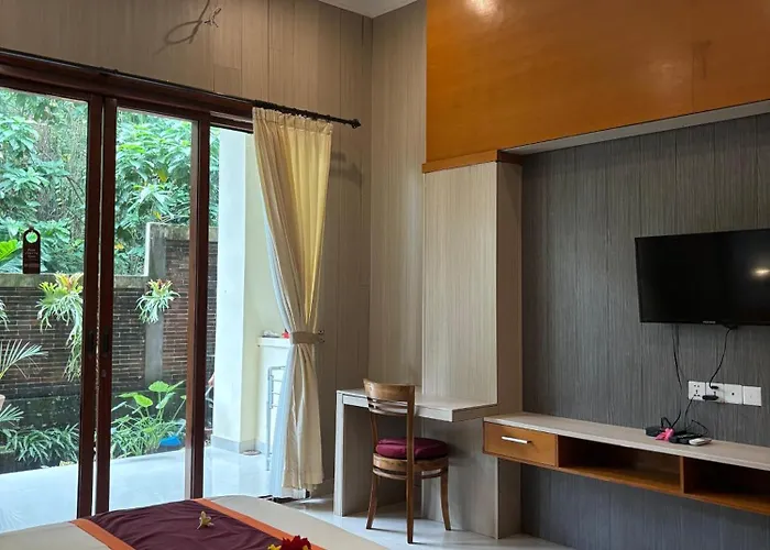 Adi Jaya By Eps - Chse Certified Ubud